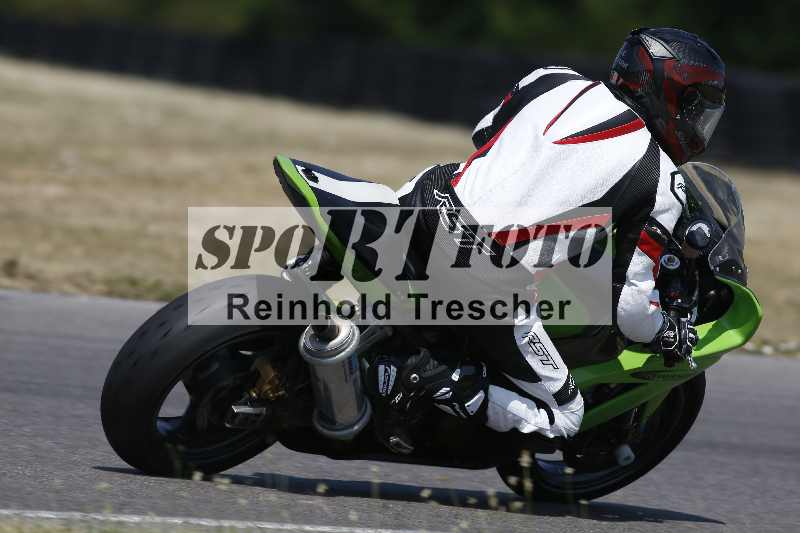 /Archiv-2023/28 05.06.2023 Moto Club Anneau du Rhin/vert-medium/14